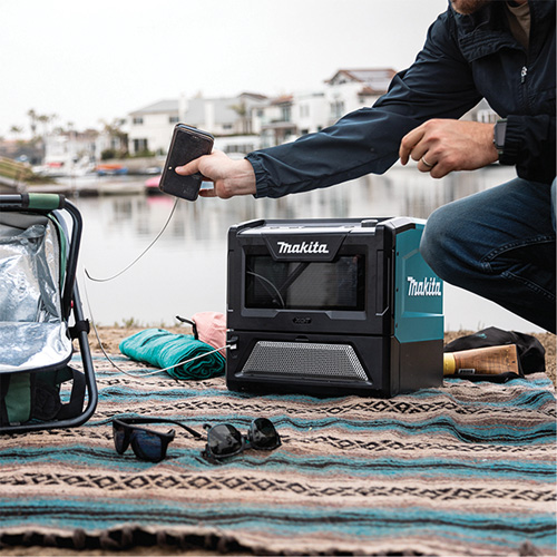 Four &agrave; micro-ondes sans fil 40 V Max XGT (outil seulement), 350 W/500 W, Noir/bleu WestPier