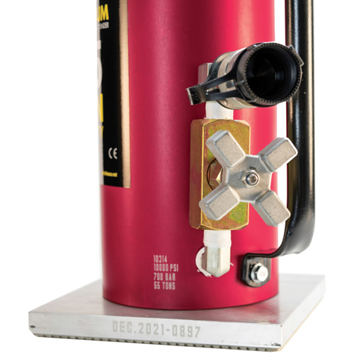 Heavy-Duty Lightweight Hydraulic Jack, 10" Stroke, 55 Ton(s) Capacity, 10000 PSI WestPier