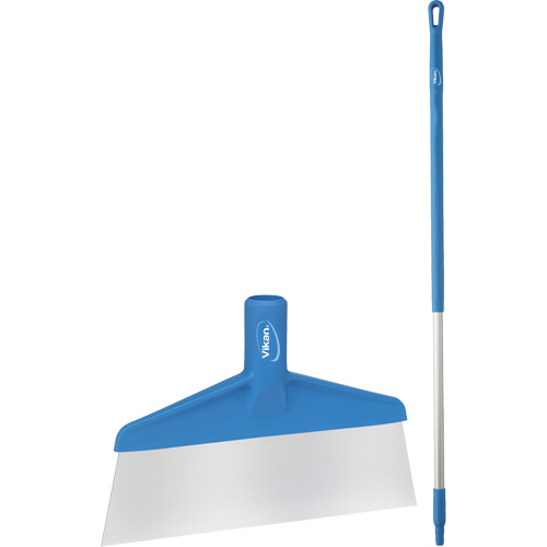 Grattoir &agrave; plancher avec manche, Bleu, 9-3/5" la x 55-9/10" lo WestPier