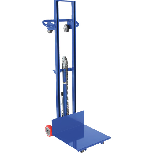 Gerbeur hydraulique &agrave; plateforme, M&eacute;canisme Pompe au pied, Capacit&eacute; de 400 lb, Levage max de 51-1/8" WestPier