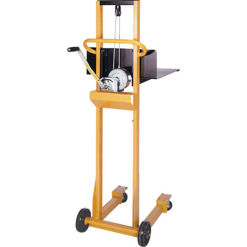 Empileur &agrave; plateforme Easy-Lift, M&eacute;canisme Treuil manuel, Capacit&eacute; de 500 lb, Levage max de 52" WestPier
