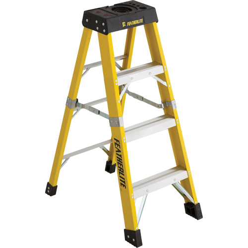 Industrial Heavy-Duty Stepladders (6400 Series), 4', Fibreglass, 300 lbs. Capacity, Type 1A WestPier
