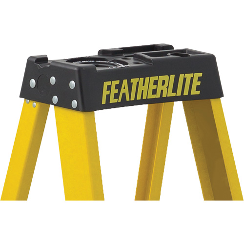 Industrial Heavy-Duty Stepladders (6900 Series), 4', Fibreglass, 300 lbs. Capacity, Type 1A WestPier