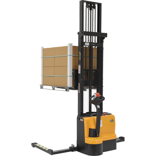 Gerbeur &agrave; m&acirc;t double, Fonctionnement &eacute;lectrique, Capacit&eacute; 2200 lb, Lev&eacute;e max 150" WestPier