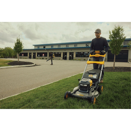 60V MAX* Brushless Cordless RWD Mower Kit, Self-Propelled Walk-Behind, Battery Powered, 21" Cutting Width WestPier