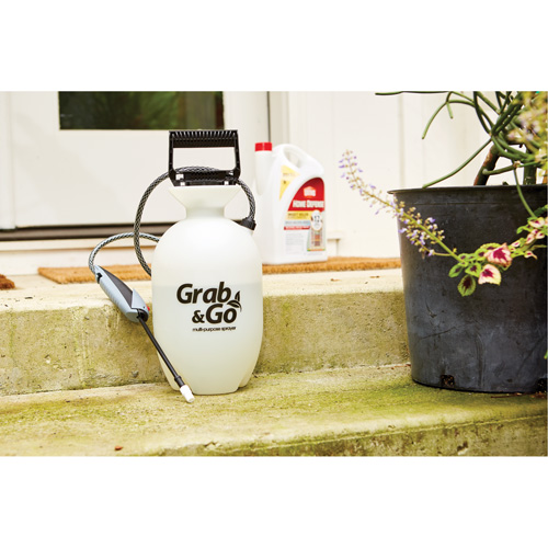 Vaporisateur pour usage multiple Grab & Go, 1 gal. (4,5 L), Poly&eacute;thyl&egrave;ne, Lance de 10" WestPier