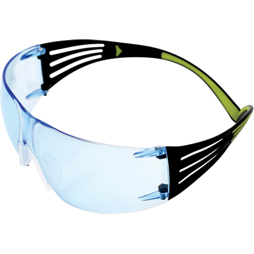 Lunettes de s&eacute;curit&eacute; SecureFit s&eacute;rie 400, Lentille Bleu, Antibu&eacute;e/Anti-&eacute;gratignures, ANSI Z87+/R&eacute;pond ou surpasse la norme CSA Z94.3 WestPier