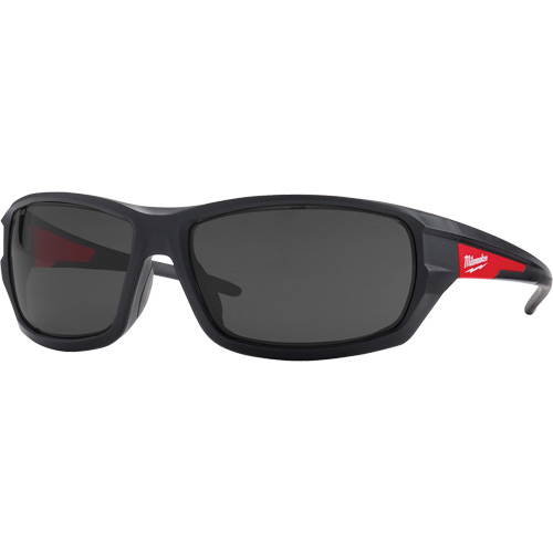 Lunettes de s&eacute;curit&eacute; performantes, Lentille Gris, Antibu&eacute;e/Anti-&eacute;gratignures, ANSI Z87+/R&eacute;pond ou surpasse la norme CSA Z94.3 WestPier