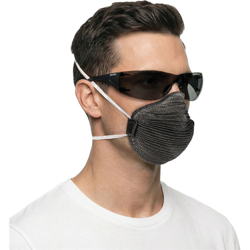 Lunettes de s&eacute;curit&eacute; Adapt Lite, Lentille Fum&eacute;e, Antibu&eacute;e/Anti-&eacute;gratignures, ANSI Z87+/R&eacute;pond ou surpasse la norme CSA Z94.3 WestPier