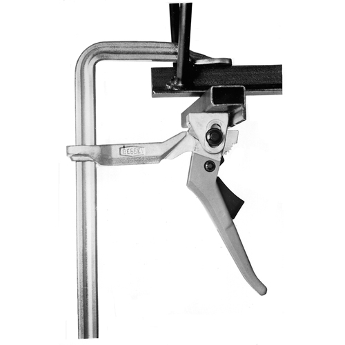 Serre-joints &agrave; levier (s&eacute;rie LC), 8" (203,2 mm), Force de serrage 660 lb WestPier