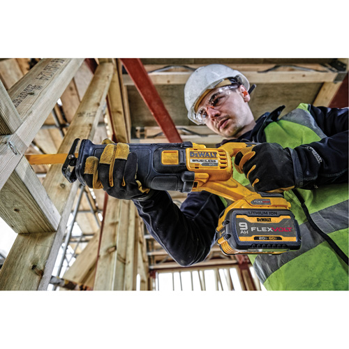FlexVolt&reg; Max Brushless Reciprocating Saw Kit, 60 V, Lithium-Ion Battery, 0-3000 SPM WestPier