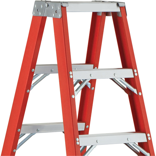 6600 AA Series Industrial Extra Heavy-Duty 2-Way Stepladders, Fibreglass, 375 lbs. Capacity, 4' WestPier