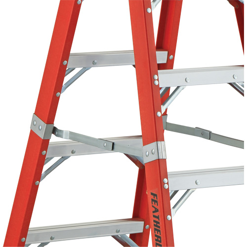 6600 AA Series Industrial Extra Heavy-Duty 2-Way Stepladders, Fibreglass, 375 lbs. Capacity, 4' WestPier