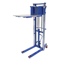 Gerbeur Hefti-Lift, M&eacute;canisme Pompe au pied, Capacit&eacute; de 1500 lb, Levage max de 63" WestPier