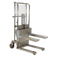 Gerbeur Hefti-Lift, M&eacute;canisme Pompe au pied, Capacit&eacute; de 450 lb, Levage max de 45-5/8" WestPier