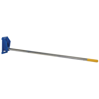 Fl&egrave;che de chariot &eacute;l&eacute;vateur pour tapis, 108-1/2" longueur, Install&eacute; sur tablier, Capacit&eacute; de 2500 lb WestPier