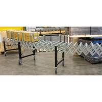 Expandable Conveyor, 18" W x 12' L, 200 lbs. per lin. ft. Capacity WestPier