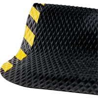 Hog Heaven No. 423 Mats, Diamond, 3-3/4' x 5-3/4' x 5/8", Black/Yellow, Nitrile WestPier