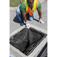 Bac de r&eacute;tention carr&eacute; Ultra-Drain Guard avec orifice de trop-plein, Huile & s&eacute;diments, 16" - 28" lo x 20" - 36" la WestPier