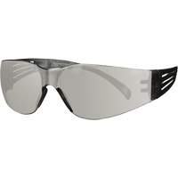 Lunettes de protection de s&eacute;rie 100 SecureFit, Lentille Gris/Int&eacute;rieur/ext&eacute;rieur, Antibu&eacute;e/Anti-&eacute;gratignures, ANSI Z87+/R&eacute;pond ou surpasse la norme CSA Z94.3 WestPier