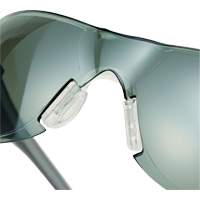 Lunettes de s&eacute;curit&eacute; Adapt Lite, Lentille Int&eacute;rieur/ext&eacute;rieur, Antibu&eacute;e/Anti-&eacute;gratignures, ANSI Z87+/R&eacute;pond ou surpasse la norme CSA Z94.3 WestPier