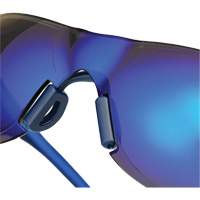 Lunettes de s&eacute;curit&eacute; Adapt Lite, Lentille Miroir bleu, Antibu&eacute;e/Anti-&eacute;gratignures, ANSI Z87+/R&eacute;pond ou surpasse la norme CSA Z94.3 WestPier