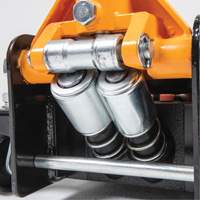 Heavy-Duty Floor Jack, 3 Ton(s) Capacity, 5-1/4" Lowered, 18-1/4" Raised, Manual Hydraulic WestPier