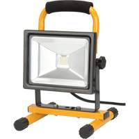 Portable Work Light, LED, 20 W, 2500 Lumens, Aluminum Housing XG816 | WestPier